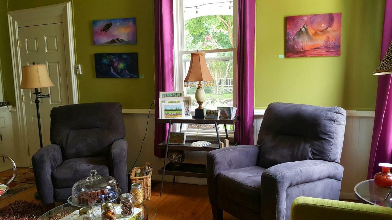 The Muse Gallery Guesthouse มิลวอกี ภายนอก รูปภาพ